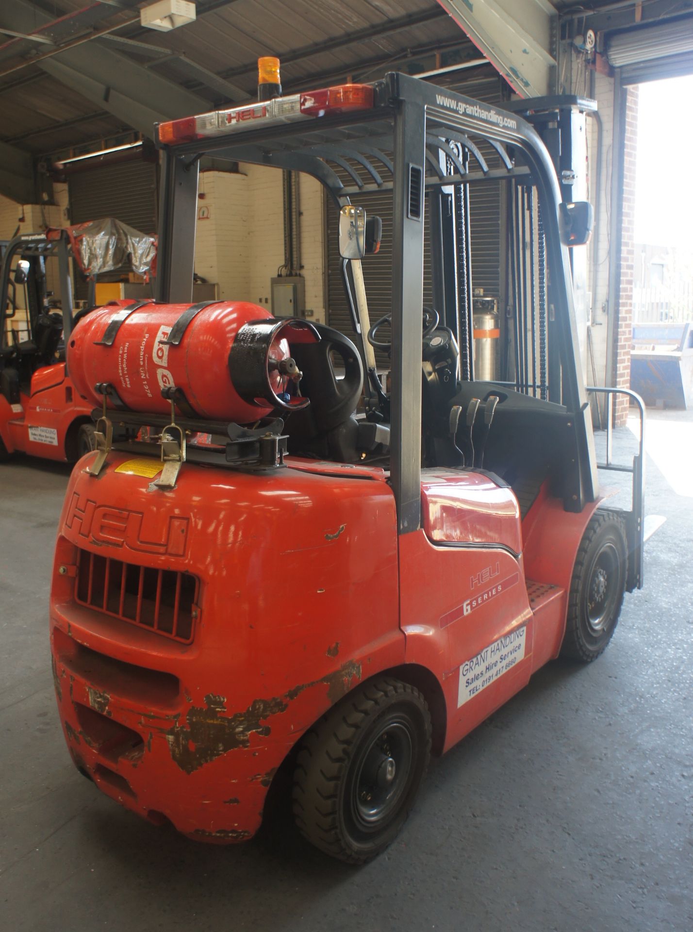 Heli FG250 LPG Forklift Truck, 2500kg capacity, duplex mast, side-shift, lift height: 3700mm, closed - Image 11 of 17