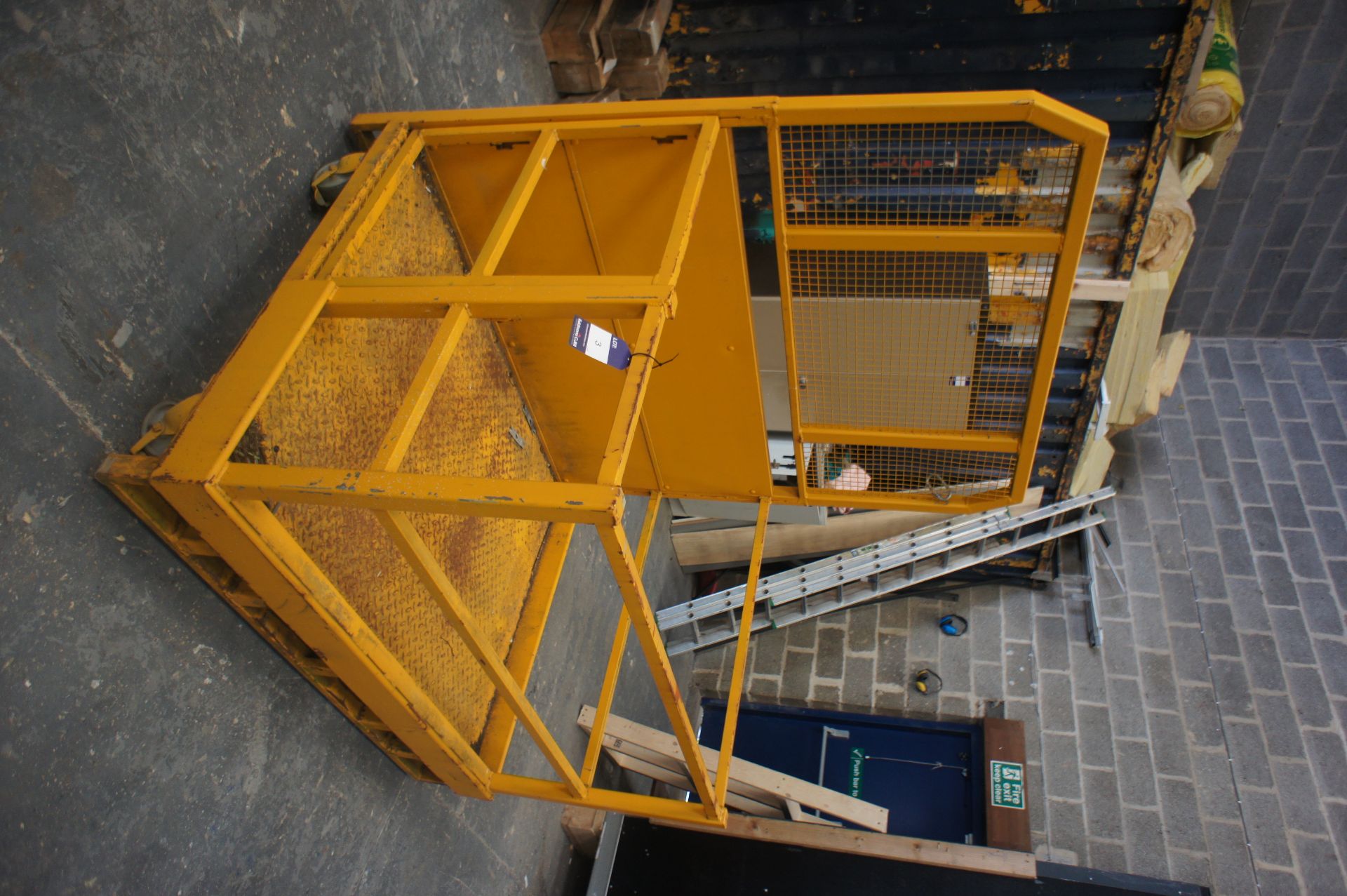 Steel Fabricated Forklift Truck Personnel Cage - Image 2 of 3