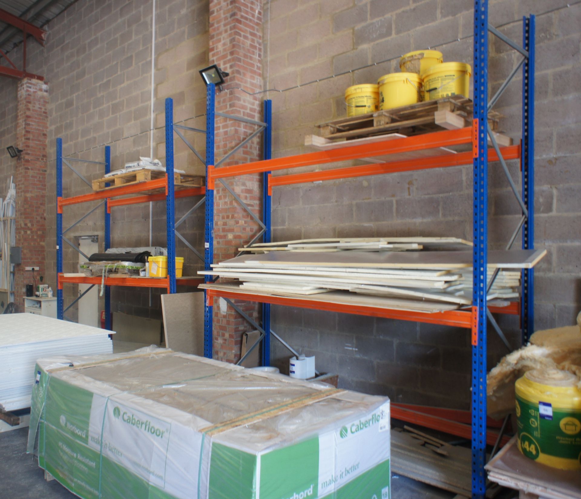 2 Bays Pallet Racking 4 Uprights 3.5m, 10 Crossbeams including 4 Bags Cement, 5 Rolls Visqueen, 5 - Image 7 of 7
