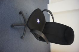 Upholstered Mobile Office Chair