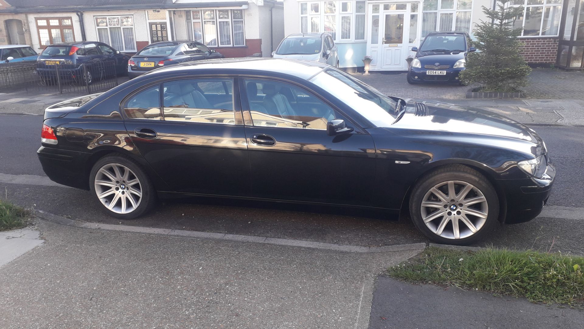 BMW 730Ld SE 4 Door Auto Saloon, colour black, registration YD08 WNT, first registered 21 March - Image 29 of 32