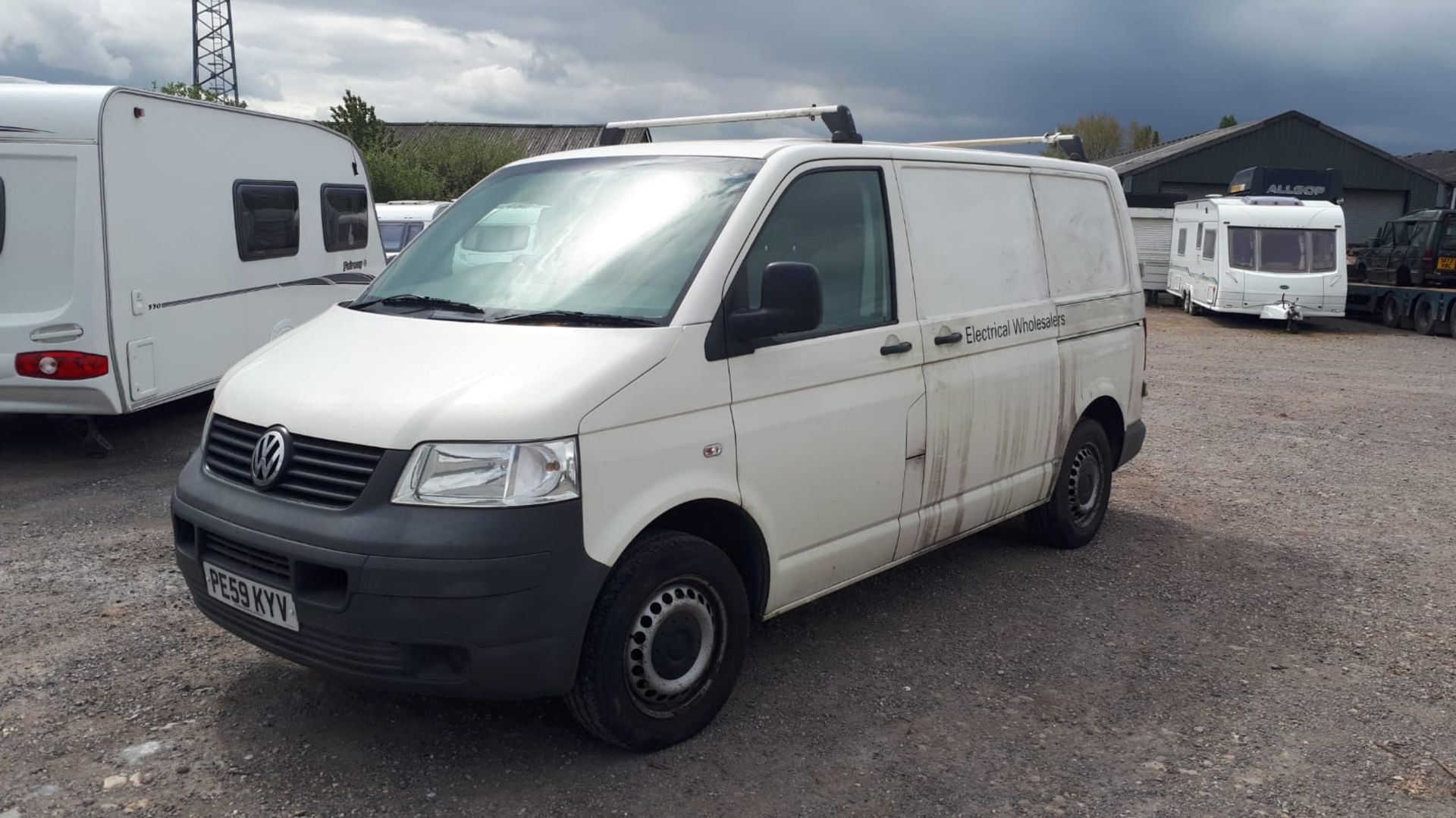 VW Transporter T28 102 TDi SWB Van, registration PE59KYV, V5 document, MOT until 8 December 2020 (