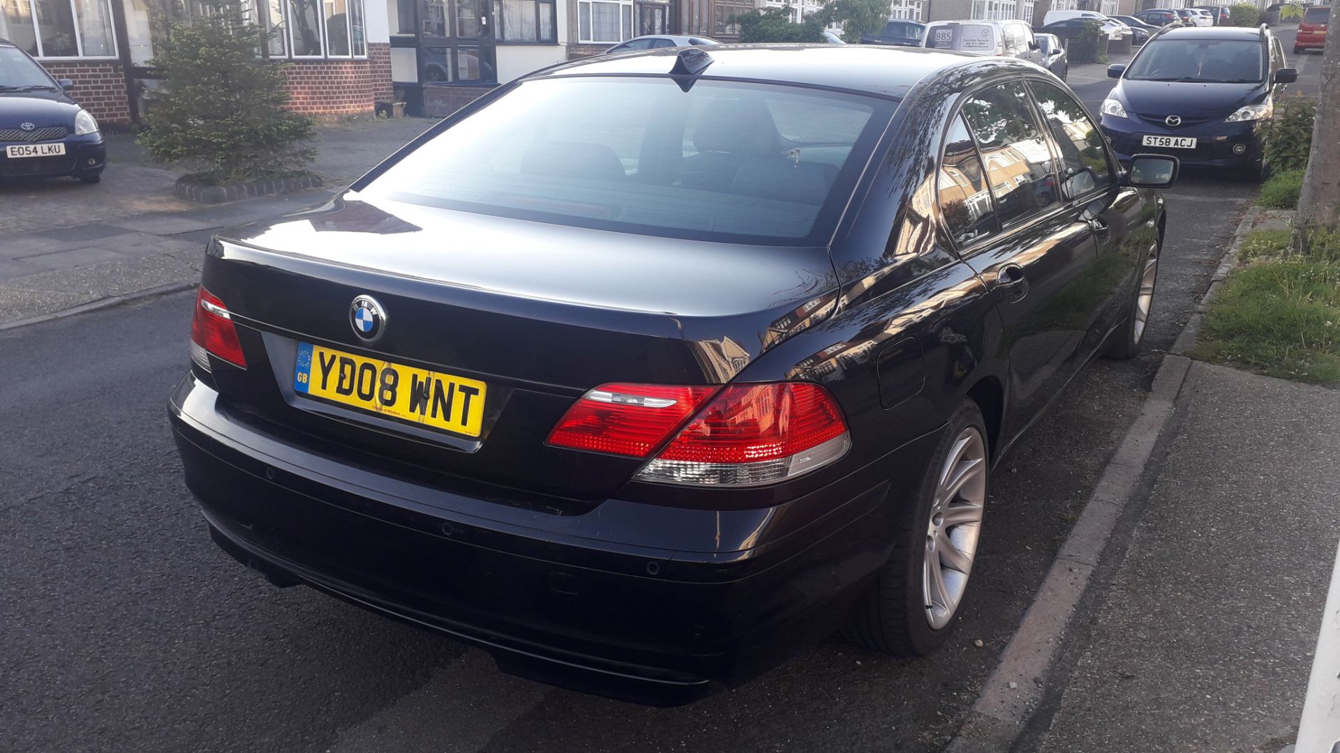 BMW 730Ld SE 4 Door Auto Saloon, colour black, registration YD08 WNT, first registered 21 March - Image 32 of 32