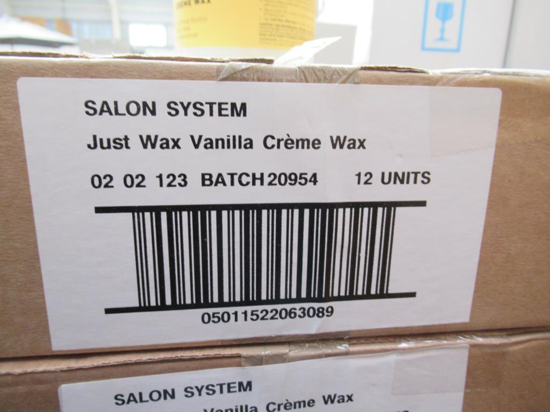 A mixed lot to include 2 x boxes of Salon system Justwax Paper Waxing Strips, 3 x boxes of Salon Sys - Image 3 of 9