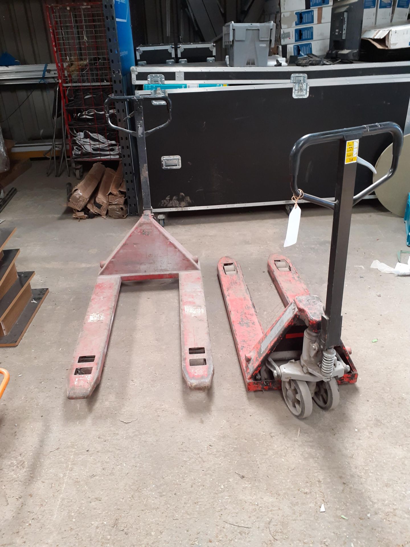 2 Hand Pallet Trucks/Pump Trucks - Image 2 of 2