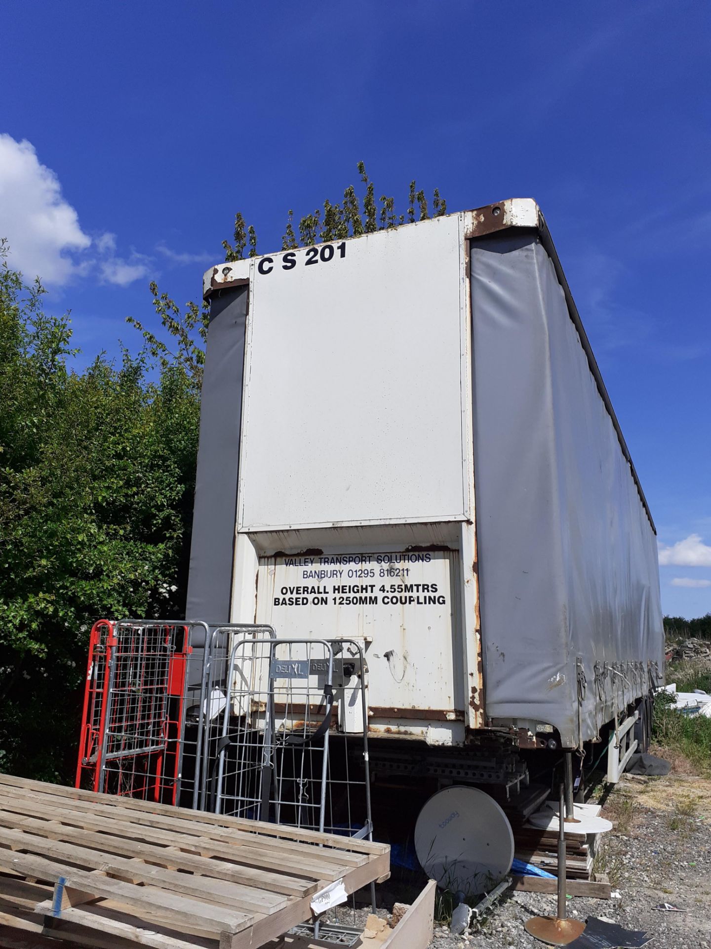 SDC 13.7m TRI-AXLE Curtain Side Trailer - Image 7 of 12