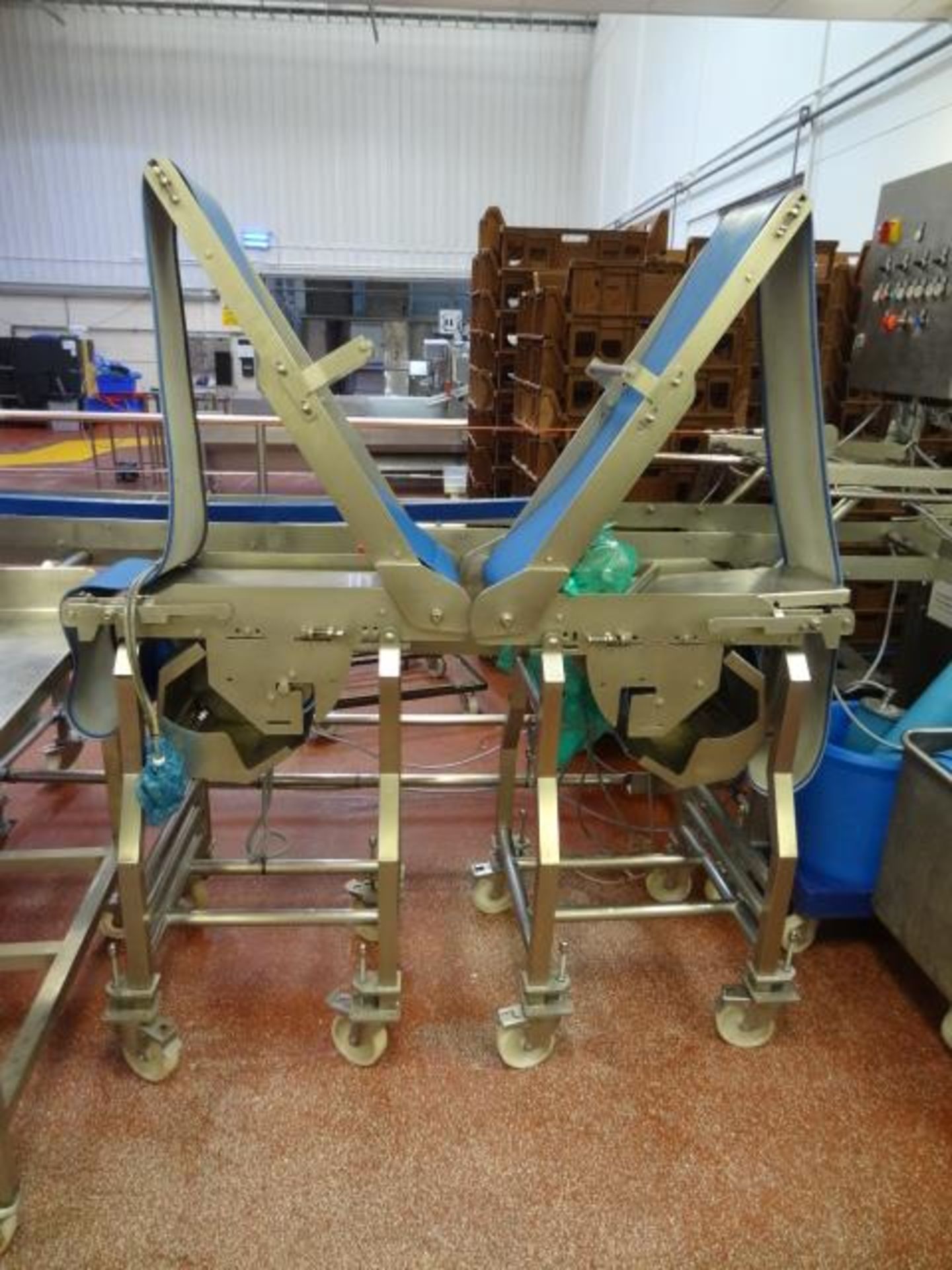 Syspal Over and Under topping conveyor