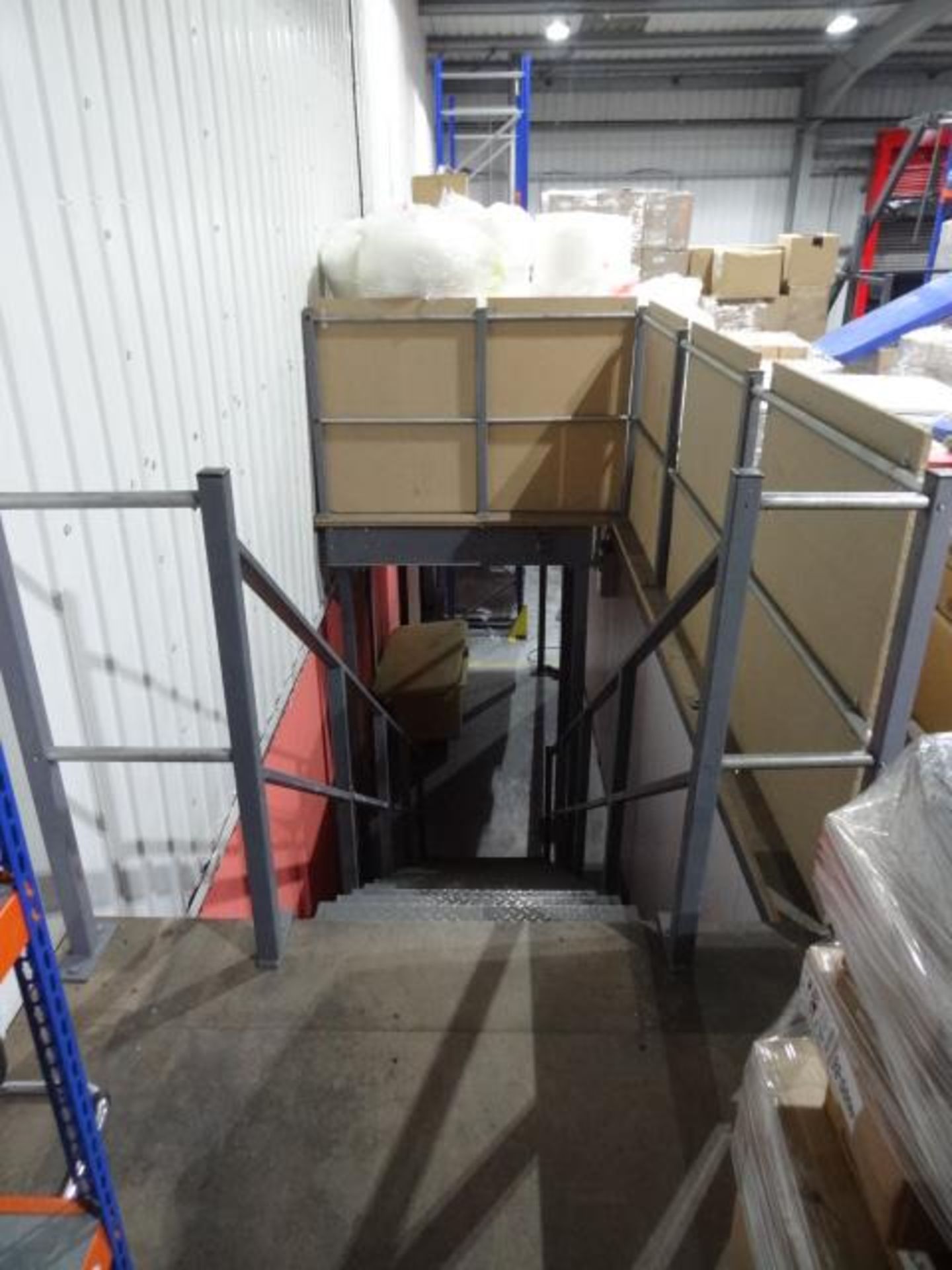 Mezzanine Floor - Image 11 of 18