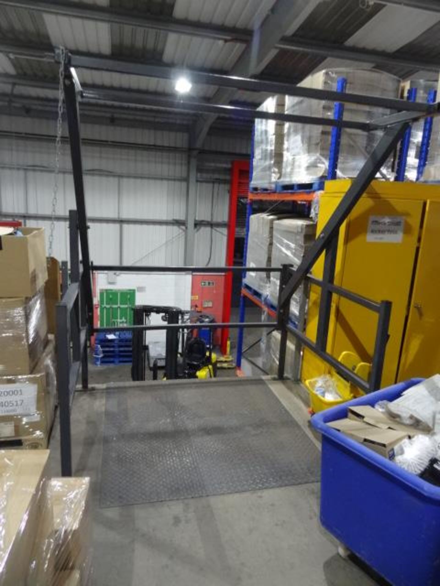 Mezzanine Floor - Image 10 of 18