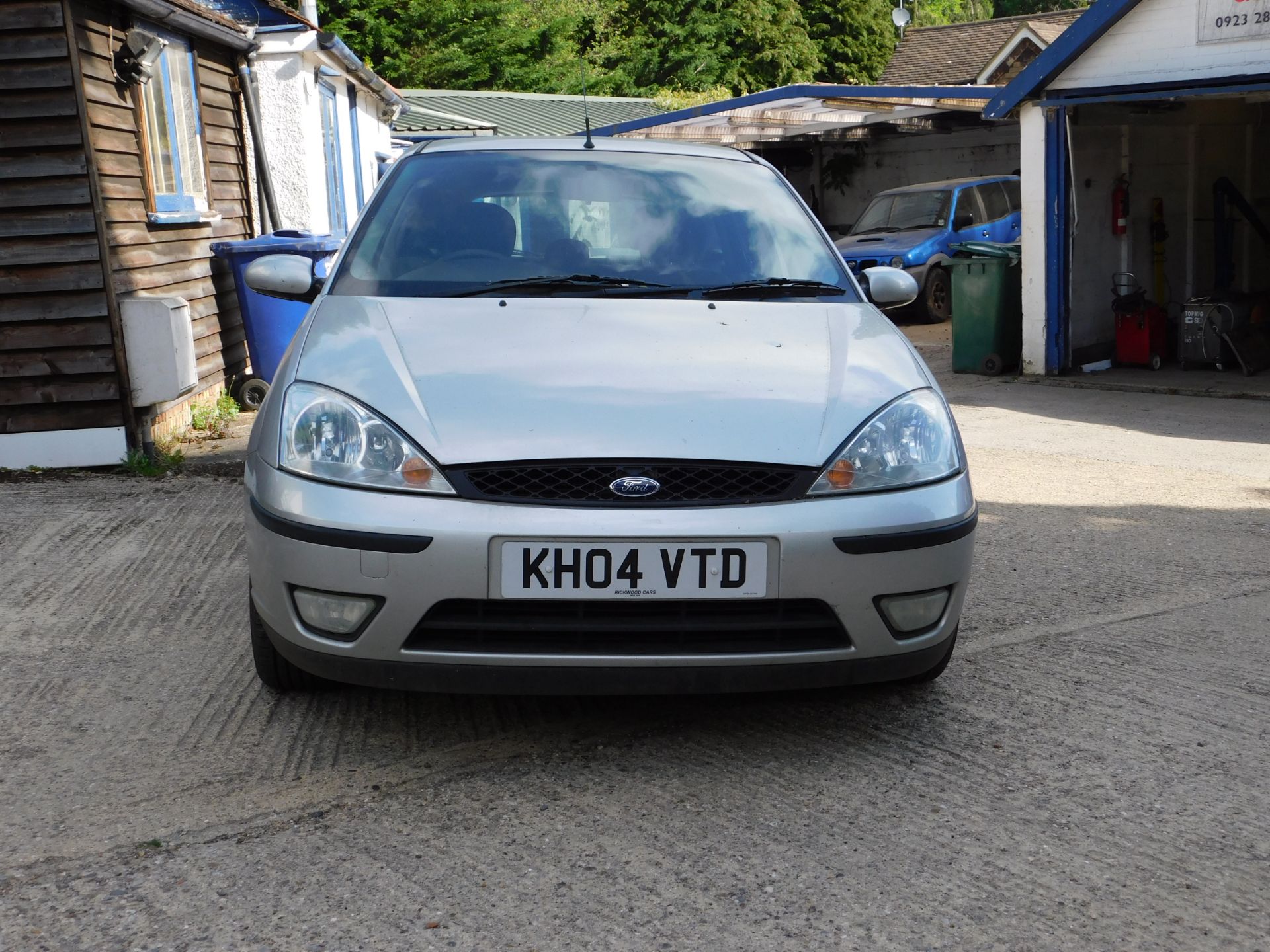 Ford Focus Zetec 1.6 Auto, Registration KH04 VTD, Odometer 44,969 miles, V5 Document, MOT until 13. - Image 8 of 14