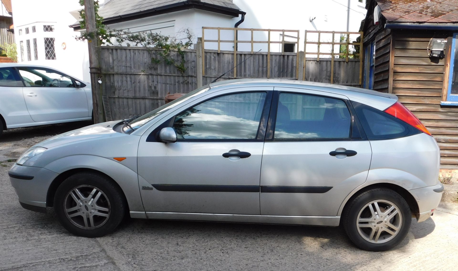 Ford Focus Zetec 1.6 Auto, Registration KH04 VTD, Odometer 44,969 miles, V5 Document, MOT until 13. - Image 2 of 14