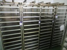 4 x MX Oven 14 Tray Oven Racks & a Qty of Trays