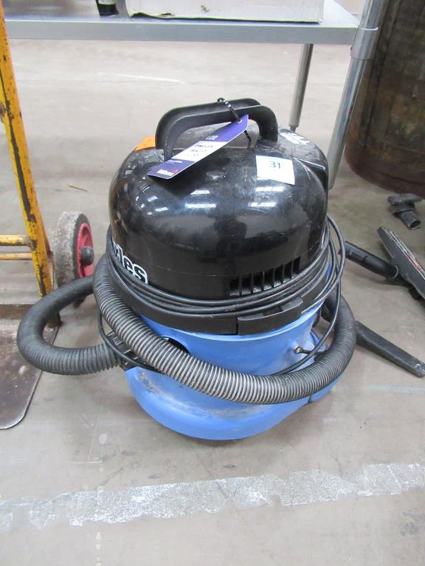 Numatic Charles CVC 370-2 Vacuum Cleaner - Image 4 of 4