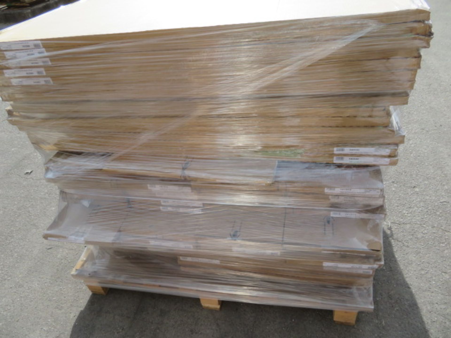 (ED55) PALLET TO CONTAIN 52 ITEMS OF NEW KITCHEN GOODS TO INCLUDE: VARIOUS DOORS, FACIAS INC IVORY