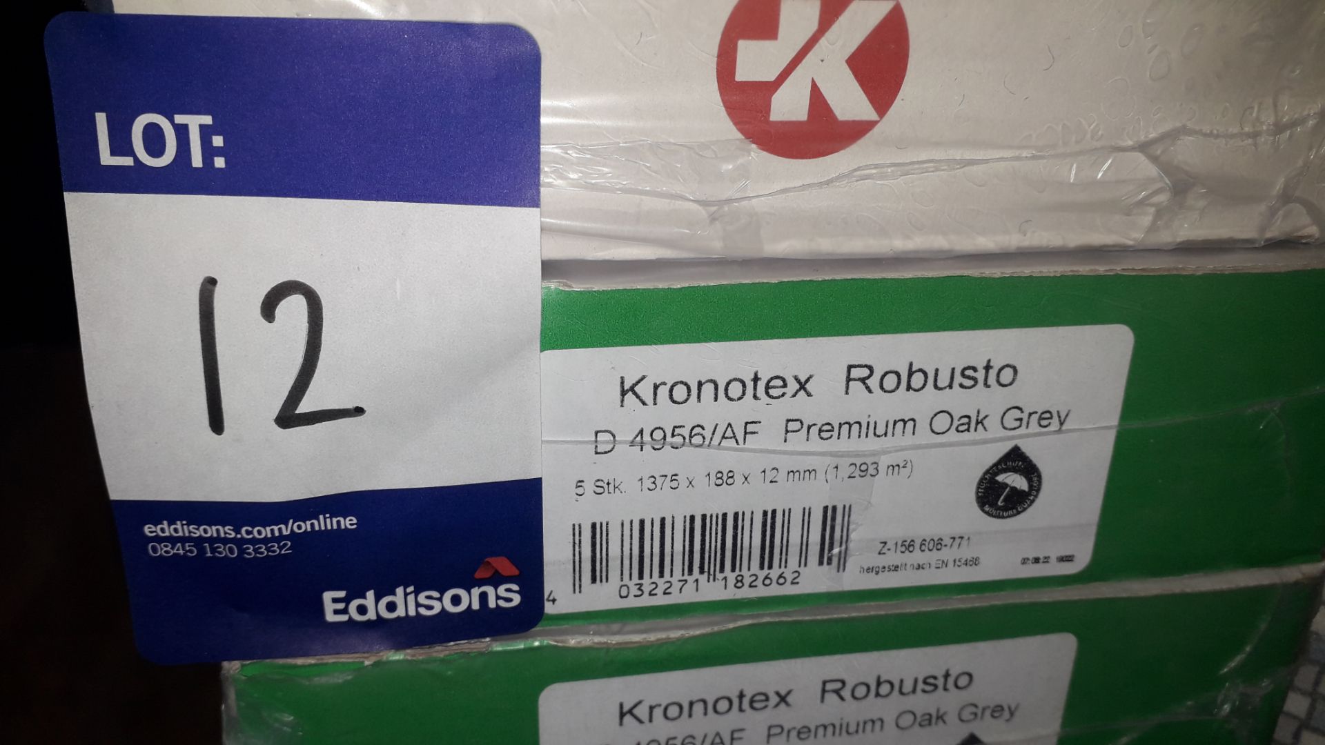 11 Packs of Krontex Robusto 12mm Premium Oak Grey Laminate Flooring 1.29m² Per Pack - Image 3 of 3