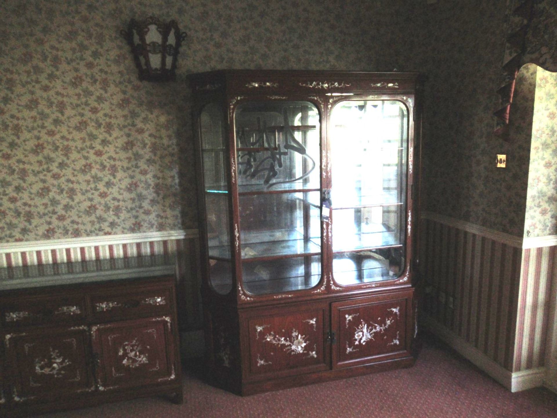 Rosewood Effect Oriental Themed Glazed Multi Drawer / Cupboard Display Unit 1900 x 1500 x 450mm - Image 2 of 2