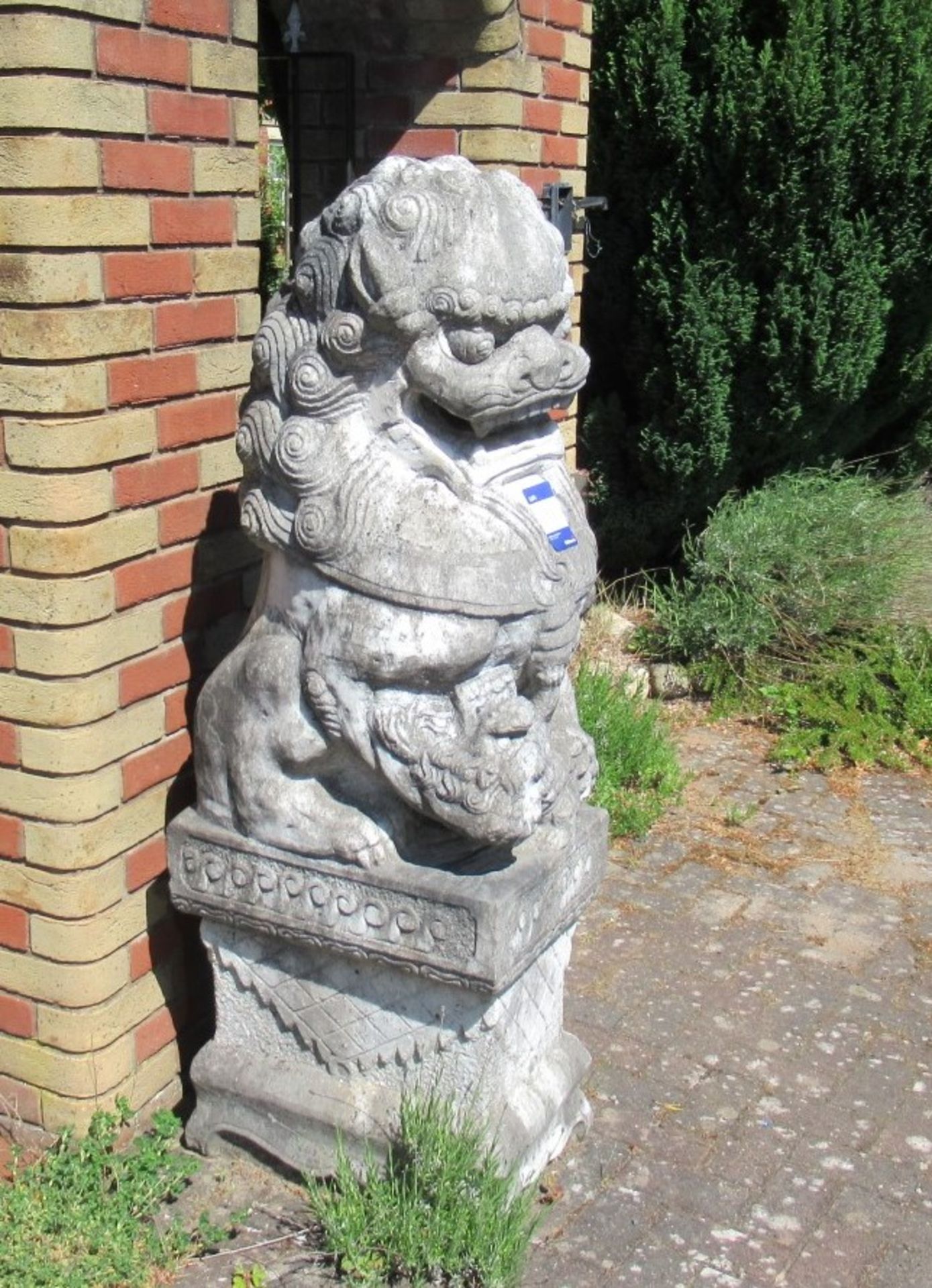 2 x Oriental Gate Statues Lions Approx. 1600 x 400 x 560mm - Image 4 of 5