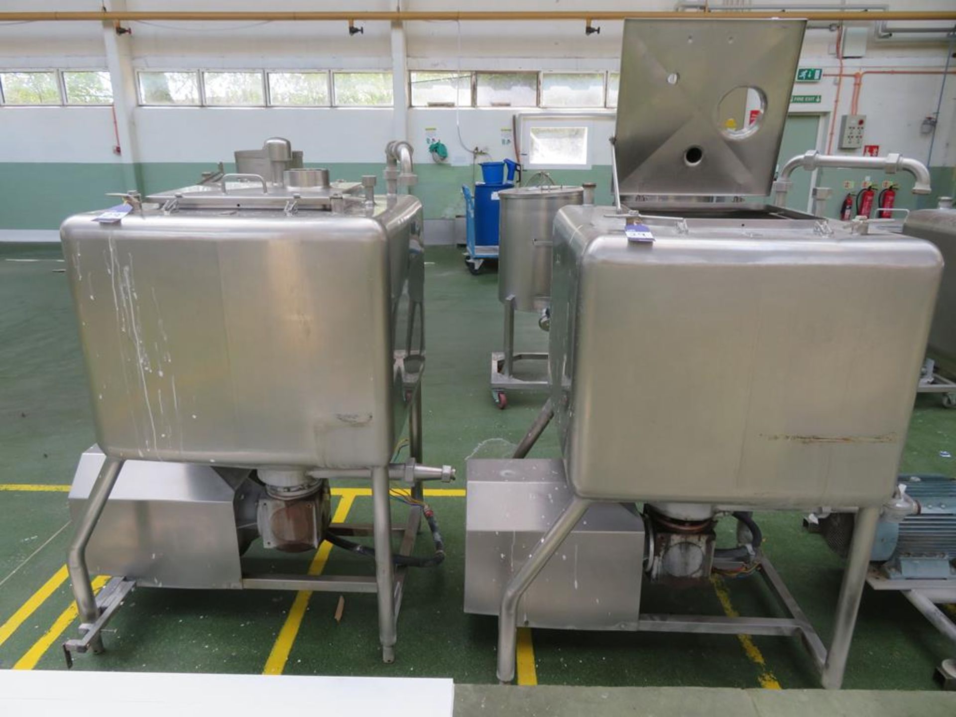 2 x Fat Mixing Tanks with Motor Driven Bottom Blade (900 x 900 x 900 mm deep)