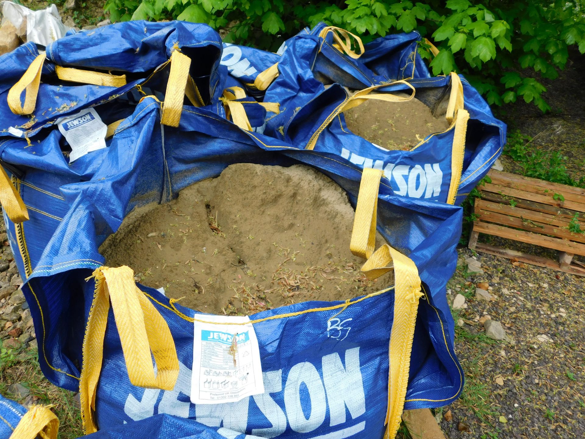 6 x Jewson bags of building sand - Image 2 of 2