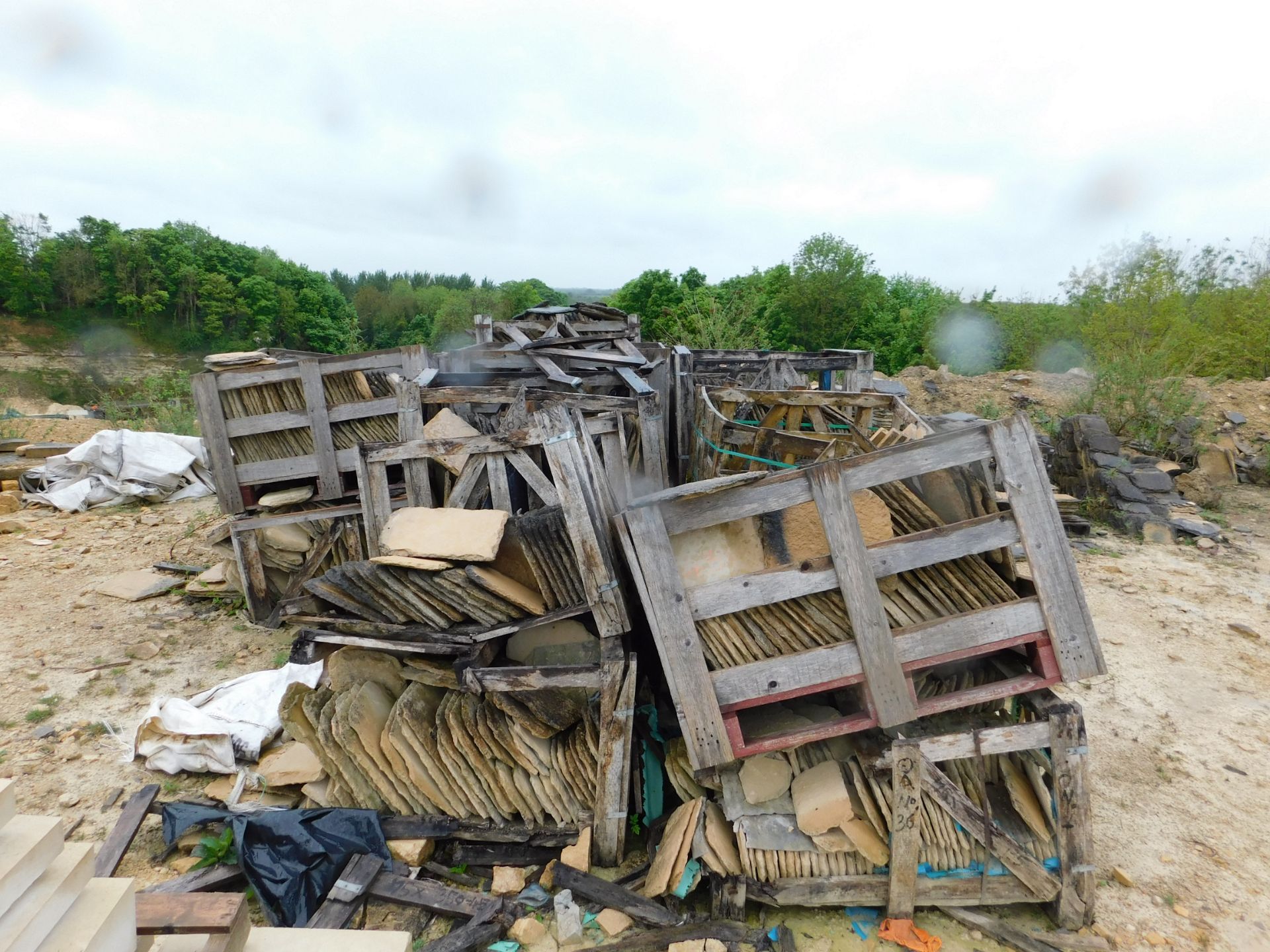 Large quantity of Indian Cotswold tiles, various s - Image 2 of 4