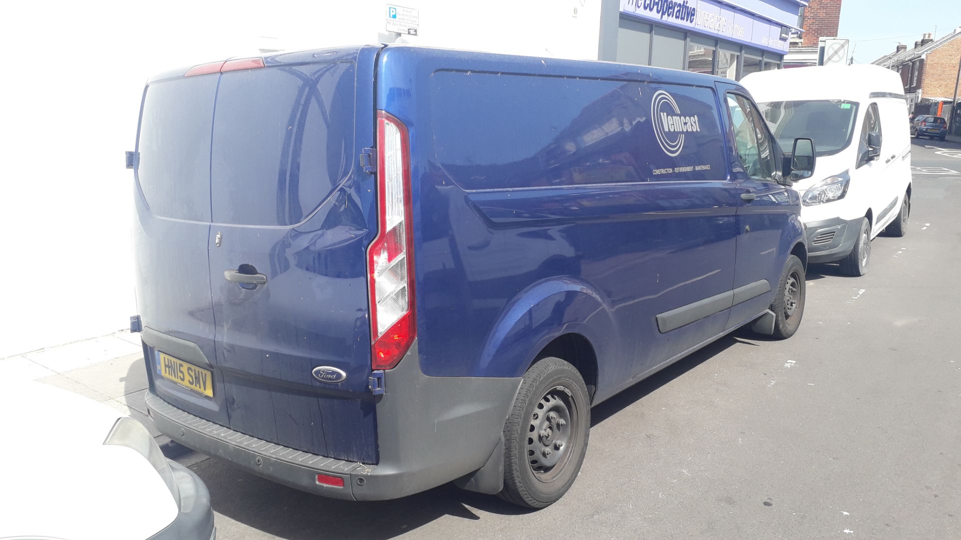 Ford Transit Custom 290 Trend E-Tec 2.2 DCi 125ps Low Roof L2 FWD Van, Registration HN15 SMV, 71,452 - Image 7 of 16