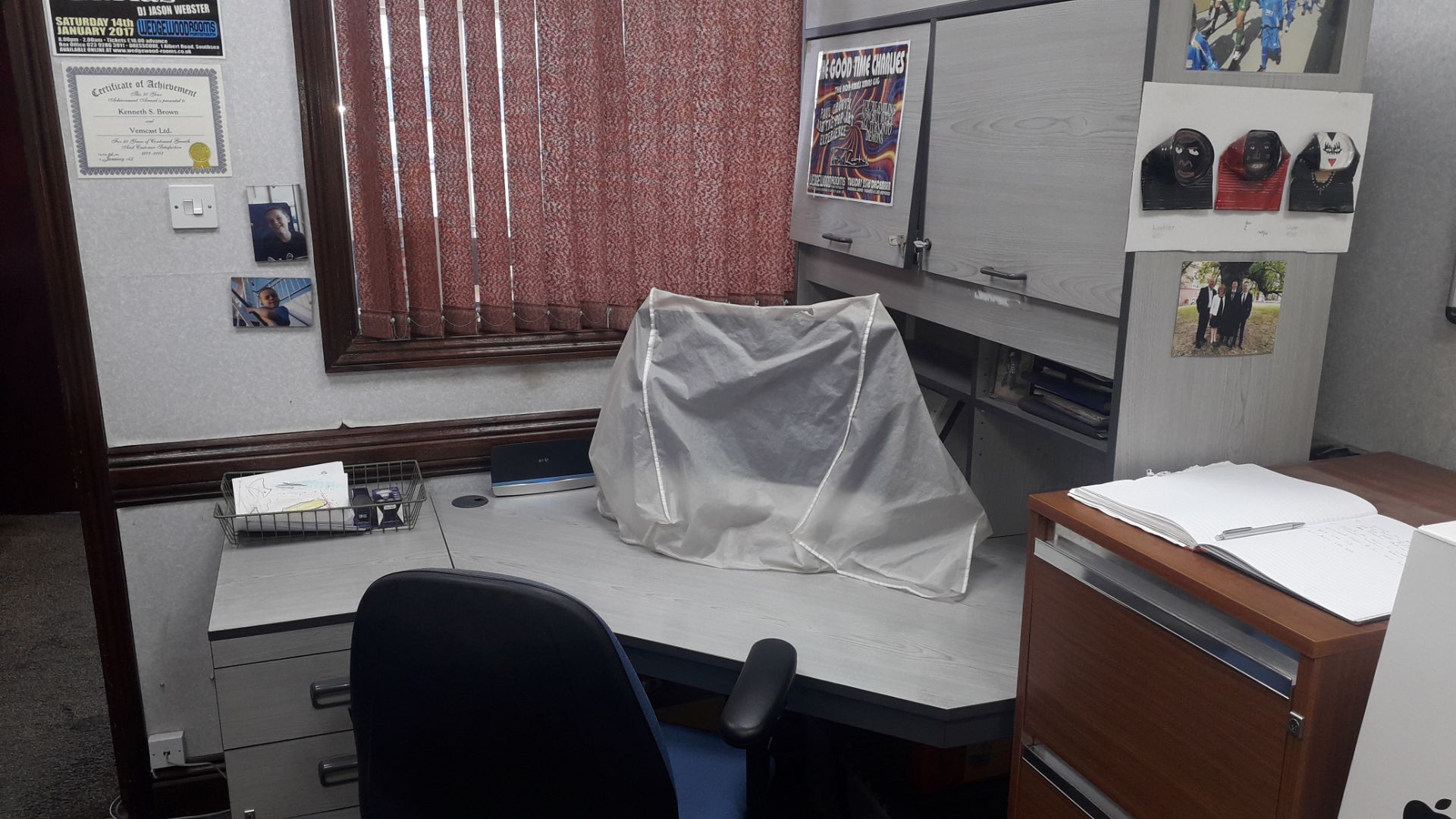 Contents of office to include 2 x Desks, 2 x Chairs, Filing Cabinet, HP Laserjet P1102W Printer, - Image 4 of 6