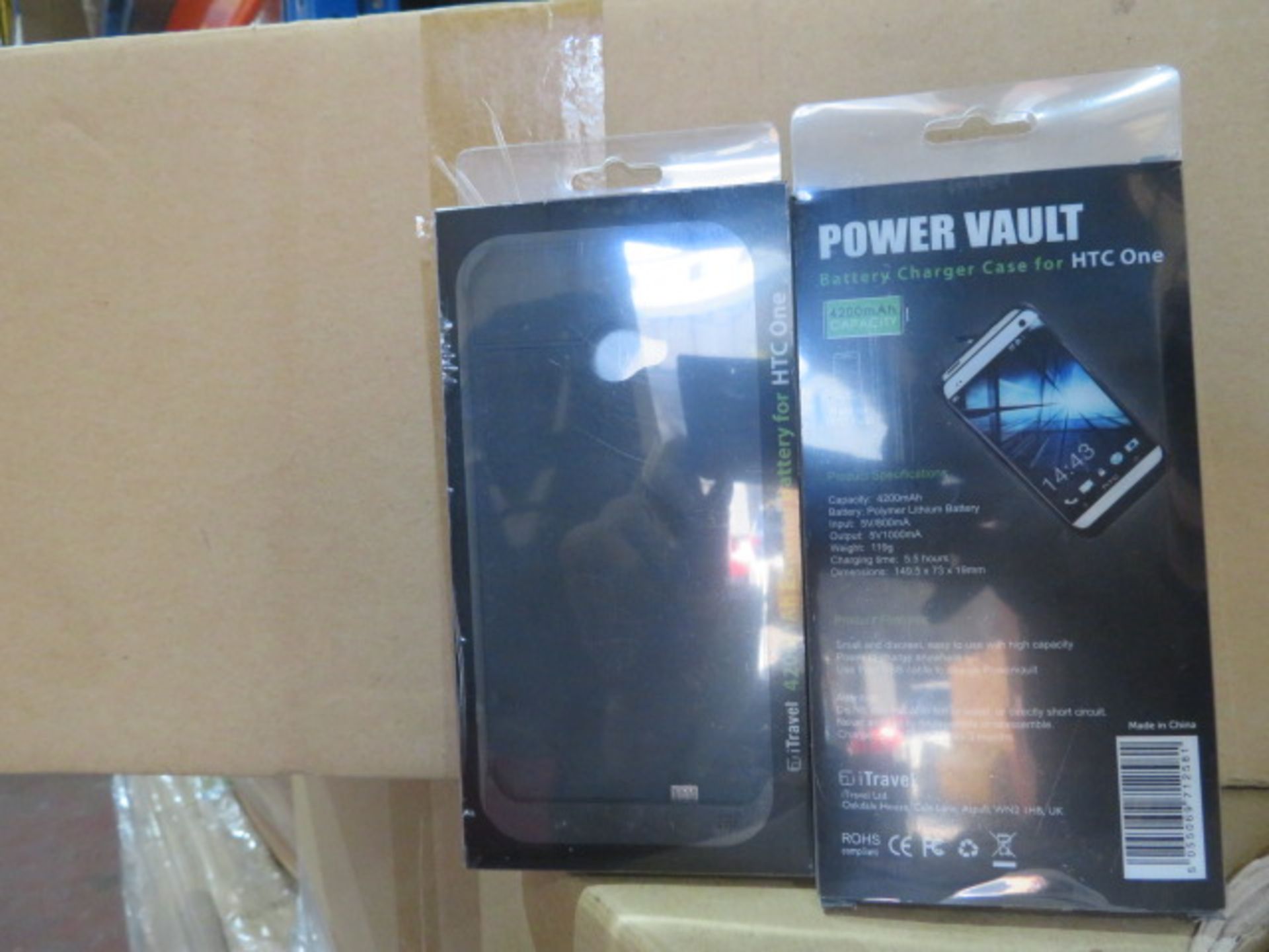 192 x BRAND NEW PACKAGED iTravel 4200mAh External Battery Case for HTC One. RRP £35 each