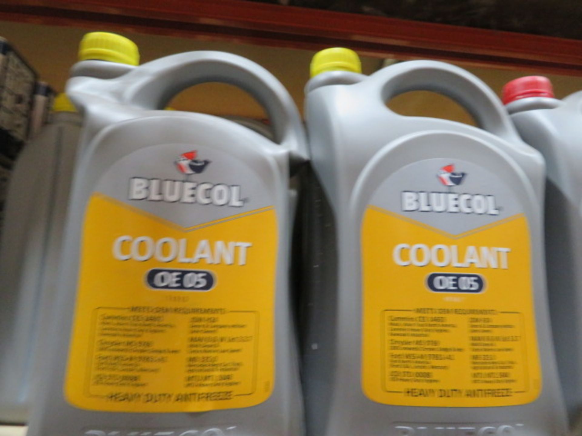 10 x SEALED BLUECOL 5L OE 05 COOLANT MEETS OEM REQUIRMENTS. EXTENDED LIFE ANTIFREEZE