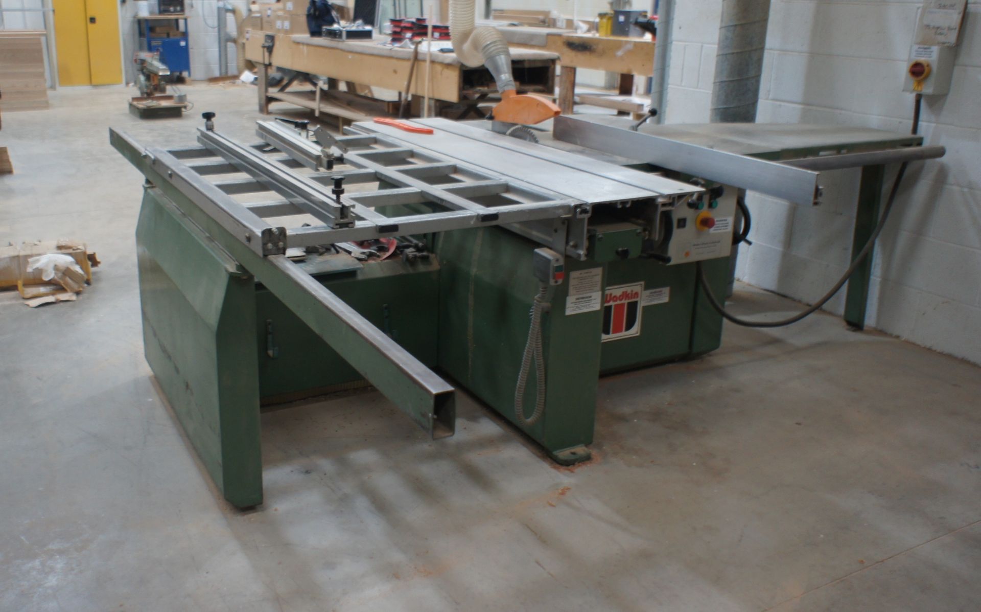 Wadkin CP15 Panel Saw, serial number 90126 (disconnection required by qualified electrician) - Image 2 of 4