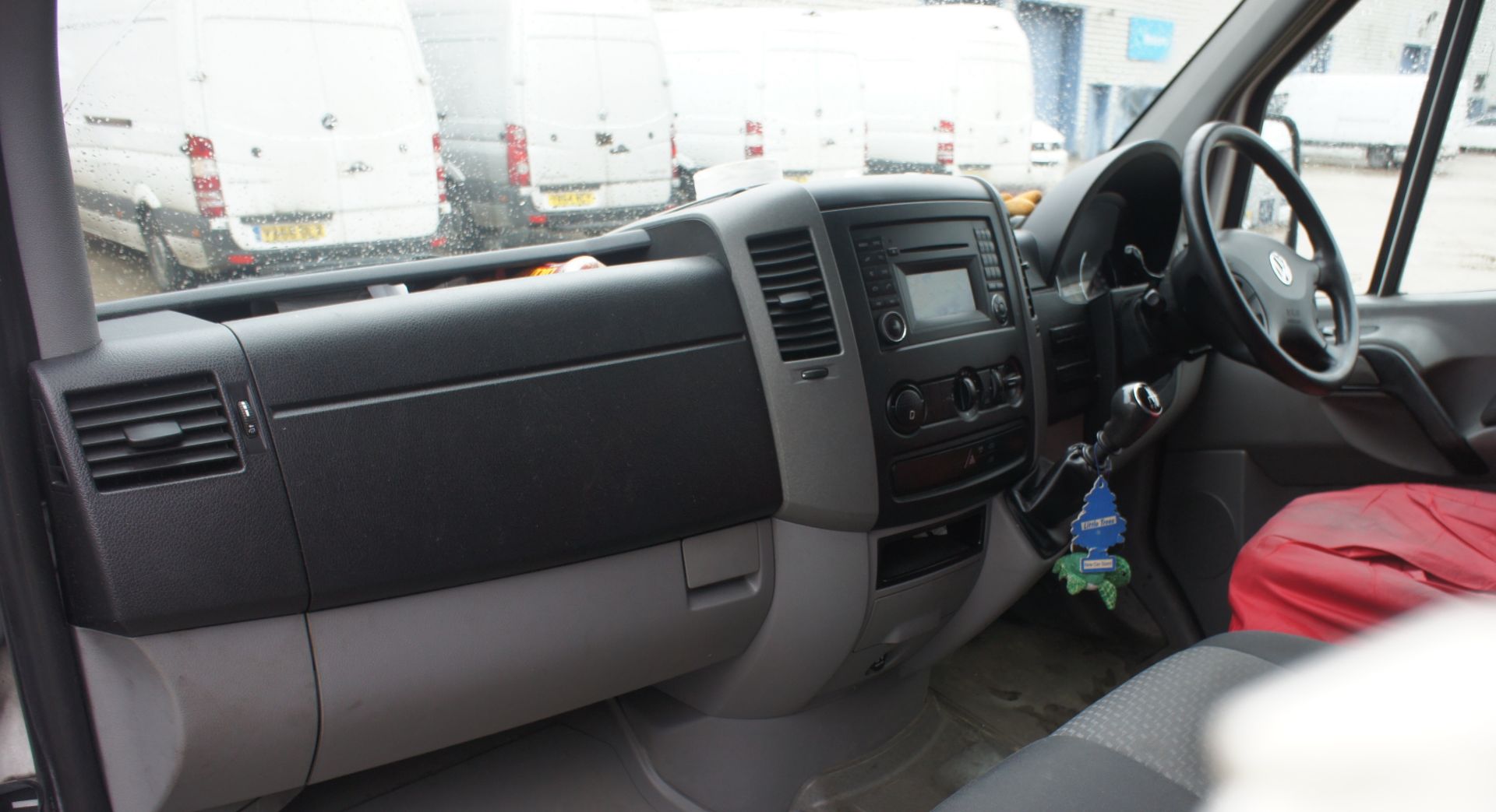 Volkswagen 2.0 TDI CR35 Crafter LWB High Roof Pane - Image 10 of 13