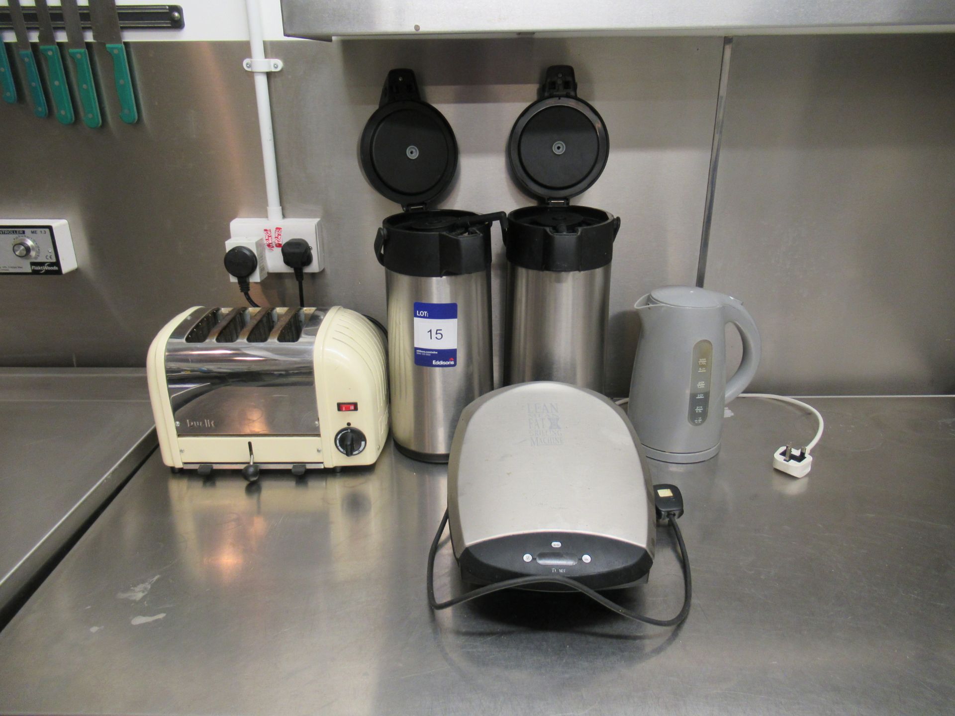 Dualit 4 Slice Toaster with Kettle and 2 Commercial Thermos Flasks and George Forman Grill