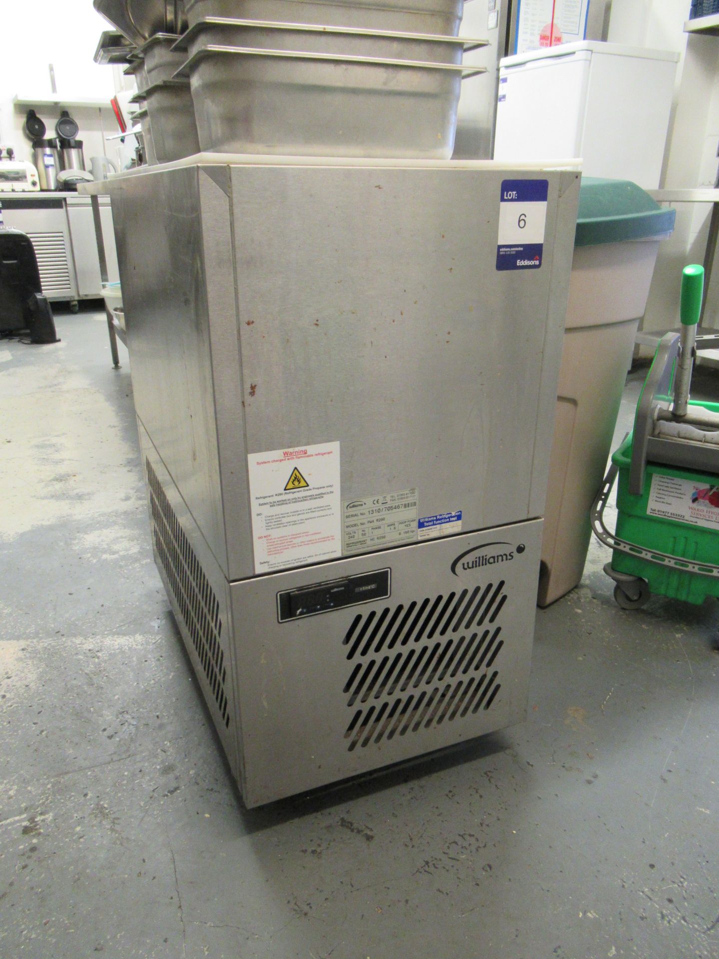 Williams PW4 R290 Refrigerated Preparation Well with Various Holding Pins Serial 1310/705467