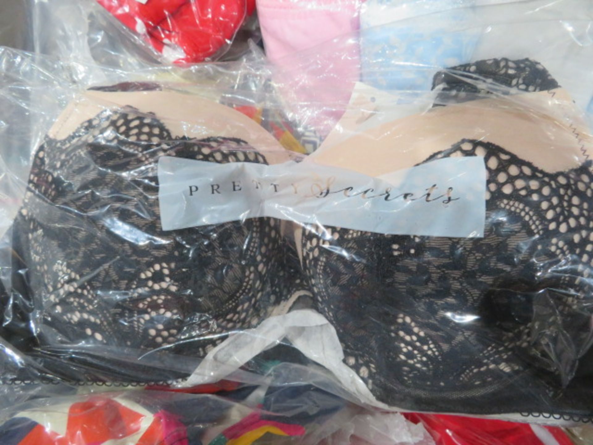 Approx. 6,195 Items of assorted Lingerie, Swimwear, Beachwear etc. Total retail value of £133,726. - Image 43 of 58