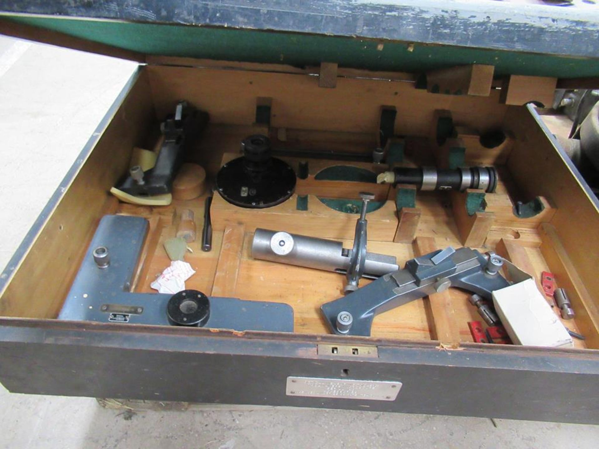 An OMT 'Optical Measuring Tools' tool makers microscope - Image 7 of 9