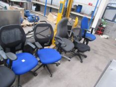 5 x operator chairs