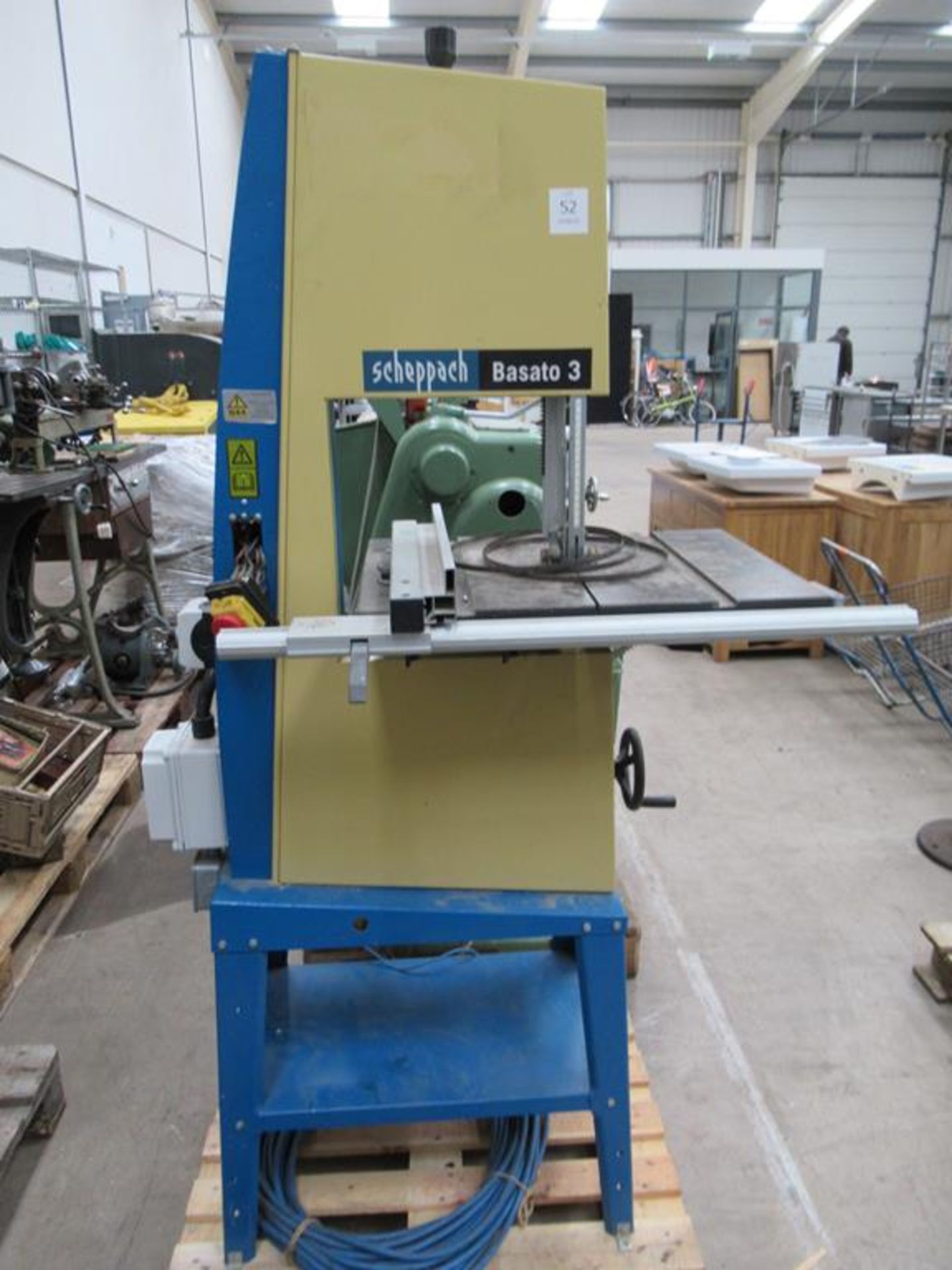 A Scheppach Basato 3 vertical band saw