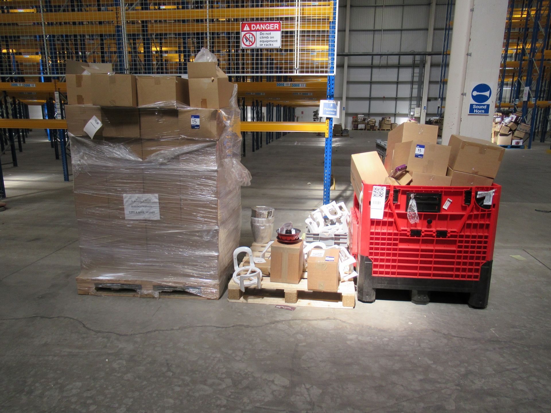 Quantity of Halogen Oven Lids and Bases and Various Other Components to 2 Pallets and Stillage ( - Image 2 of 2