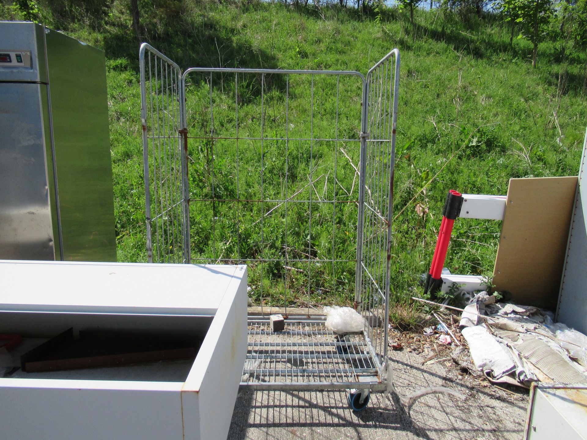 Various Scrap Cabinets, Trolleys etc. in Yard - Image 3 of 5