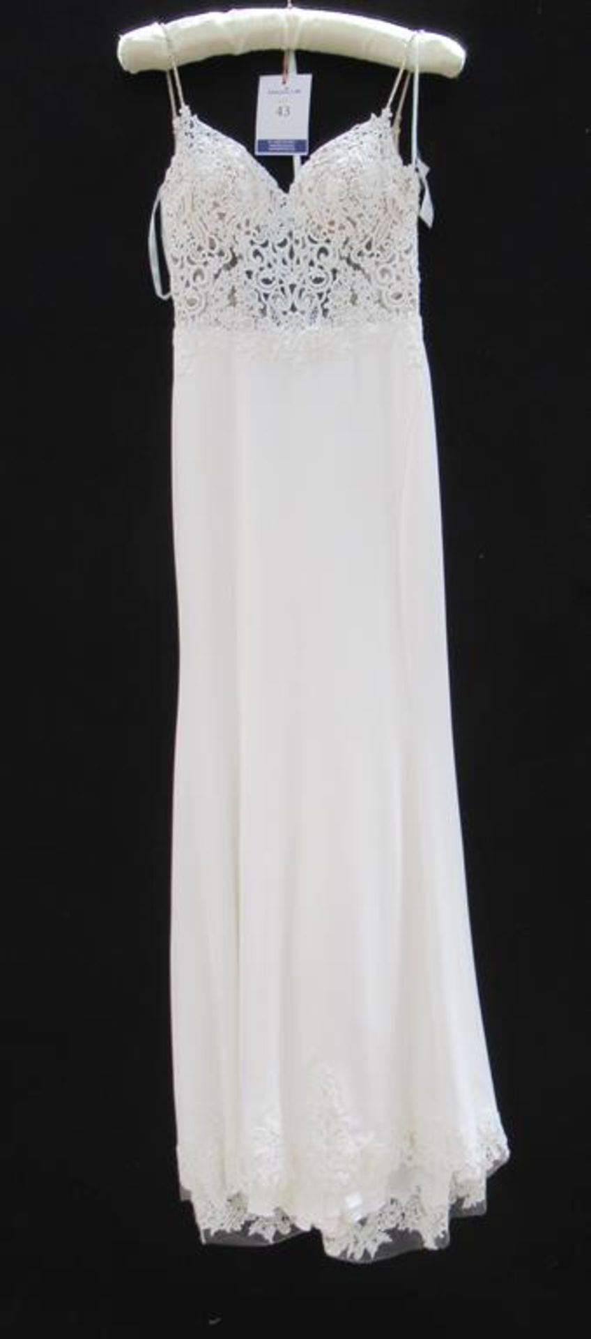 Enzoani 'Tori' wedding dress
