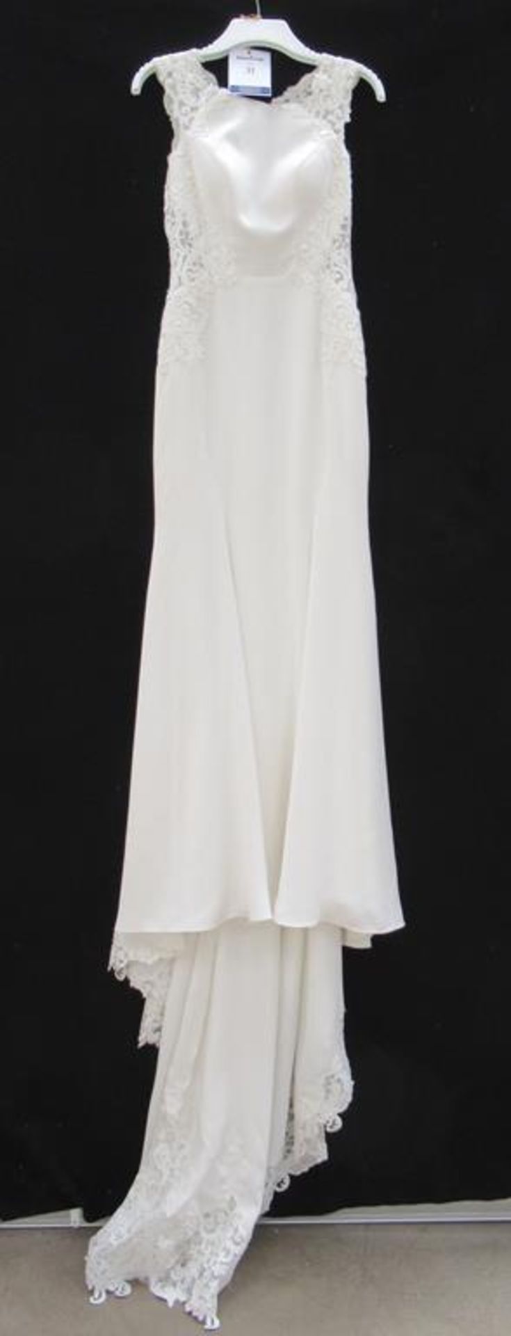 Essense of Australia 'D2238' wedding dress