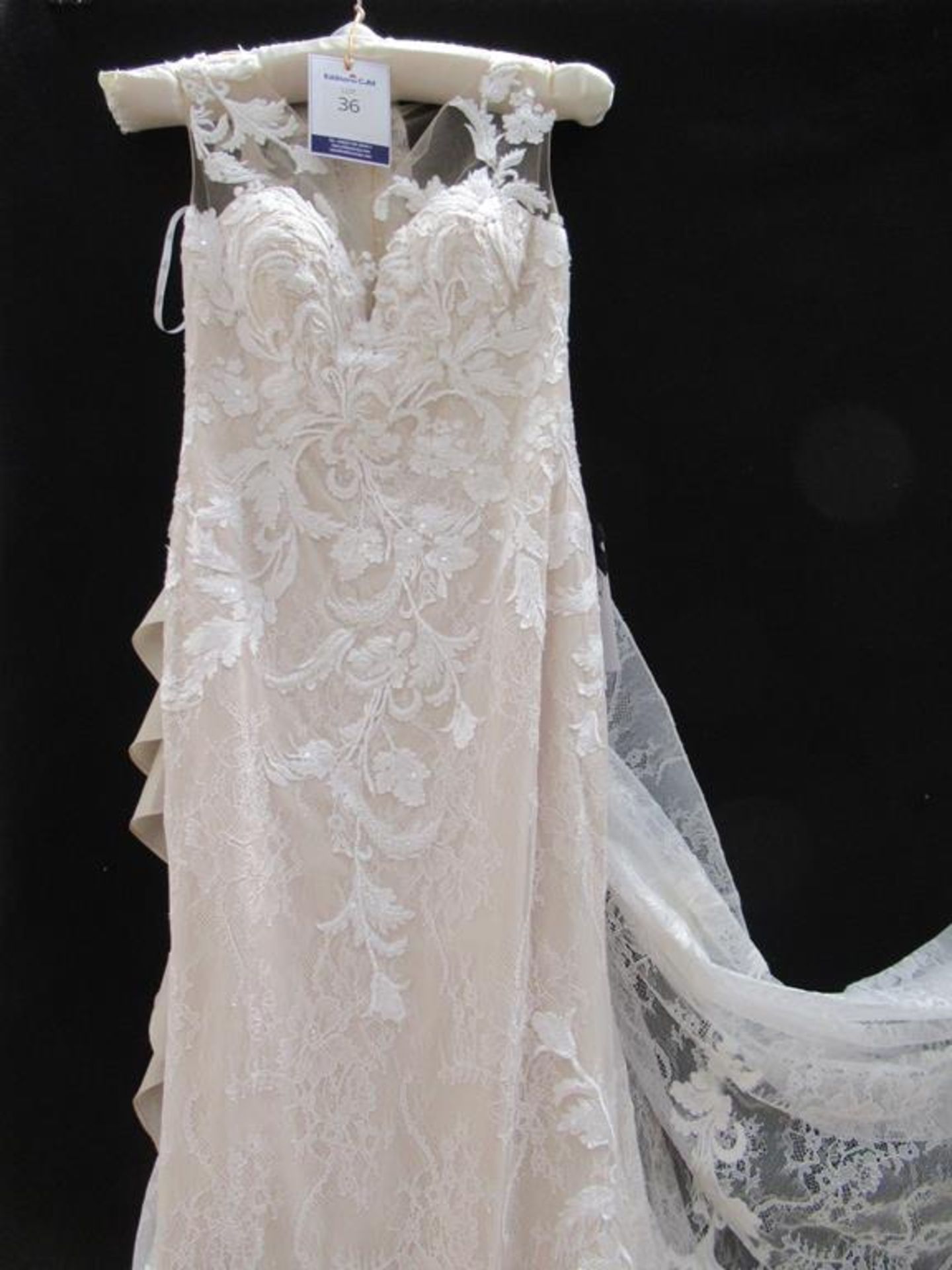 DandoLondon 'Infatuation' wedding dress - Image 2 of 3