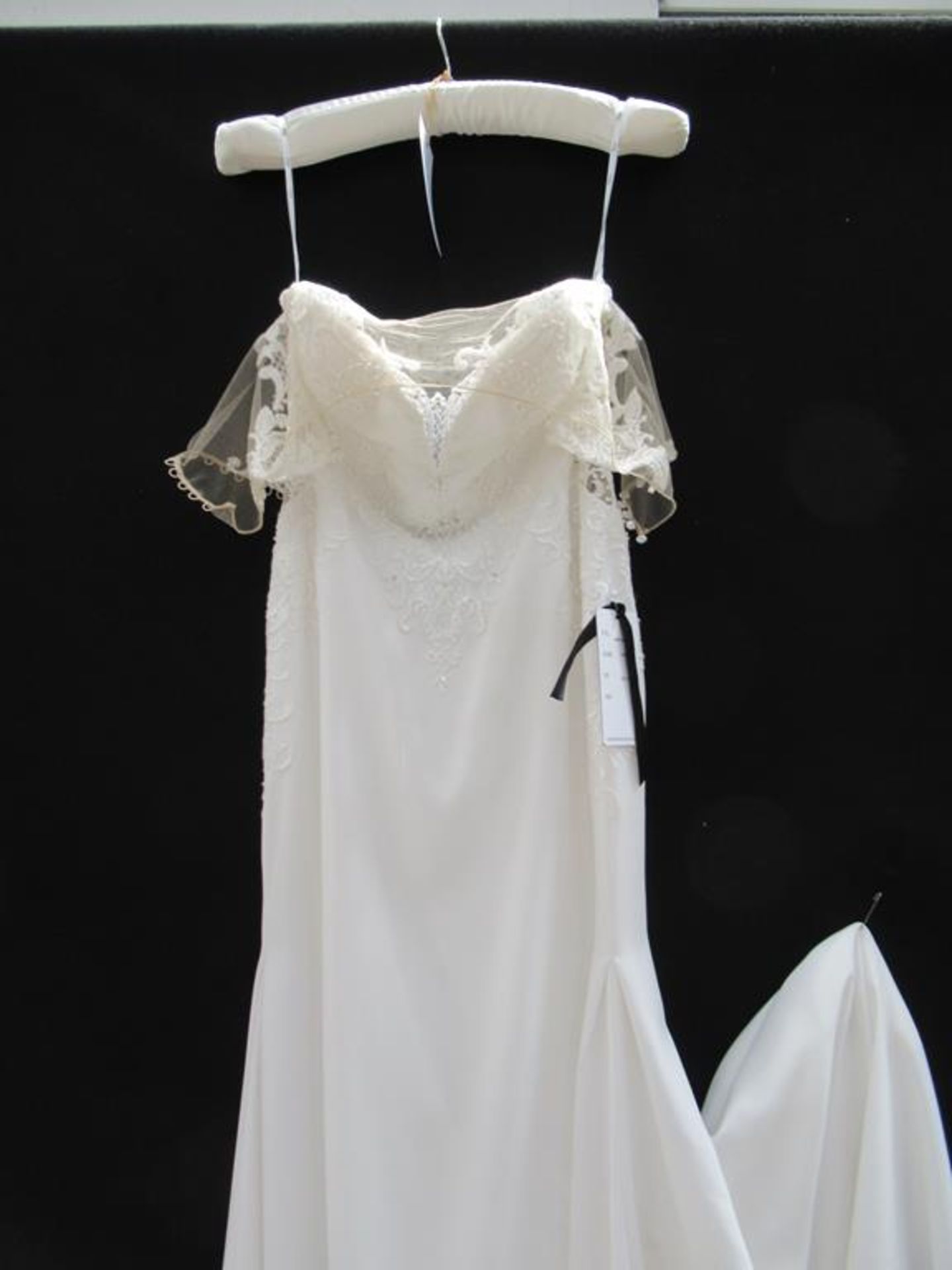 DandoLondon 'Impulsive' wedding dress - Image 2 of 3