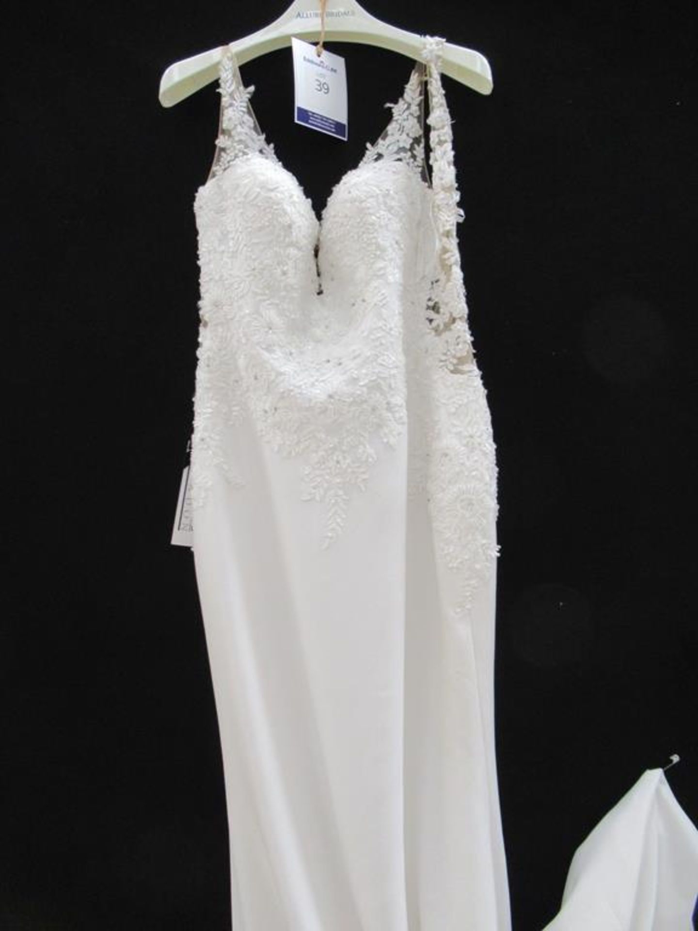 DandoLondon 'Desire' wedding dress - Image 2 of 3