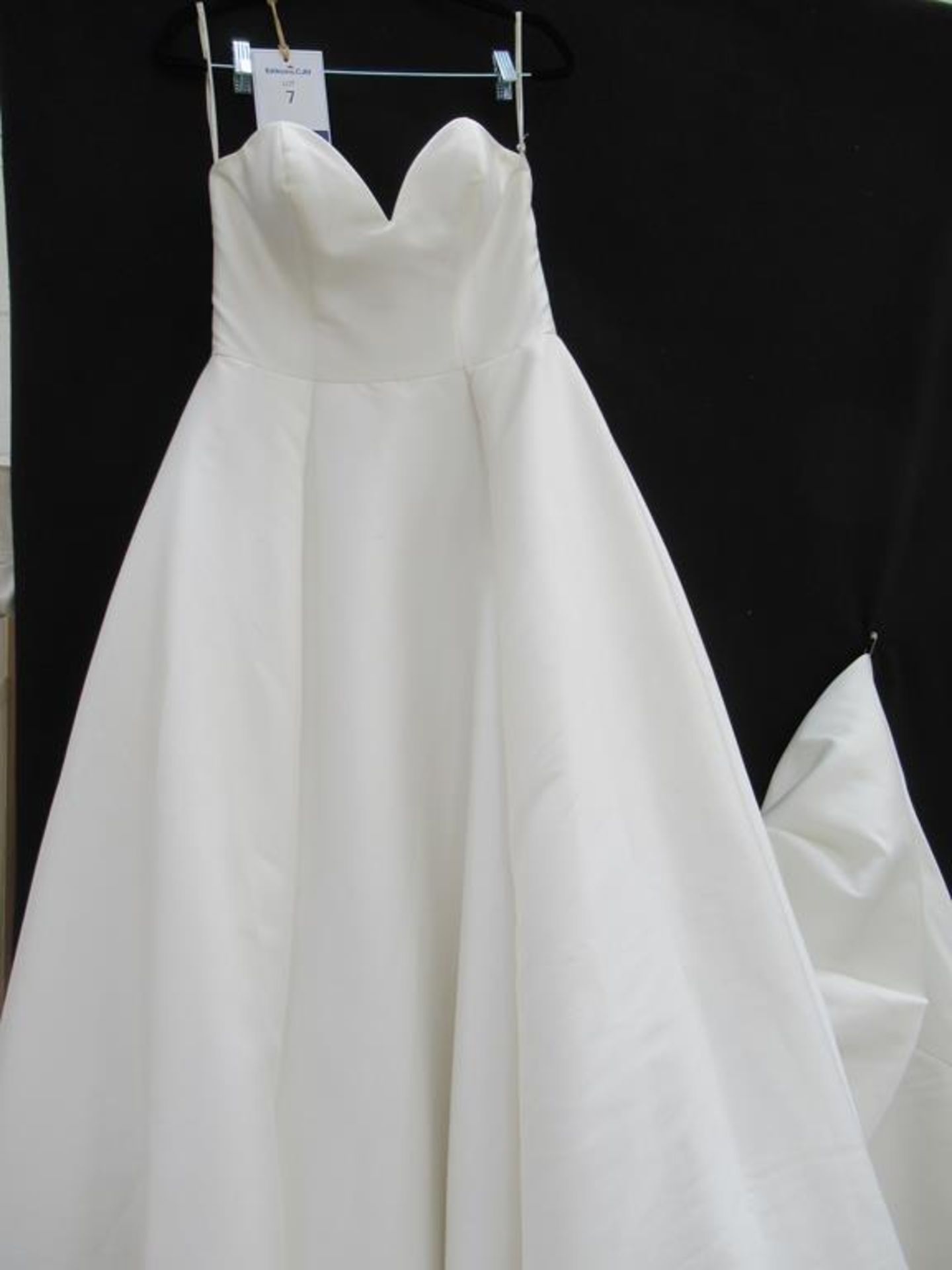 Essense of Australia wedding dress - Image 2 of 3