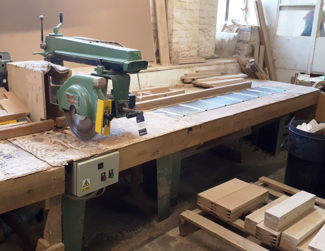 Woodworking Machinery, Hardwood & Associated Items