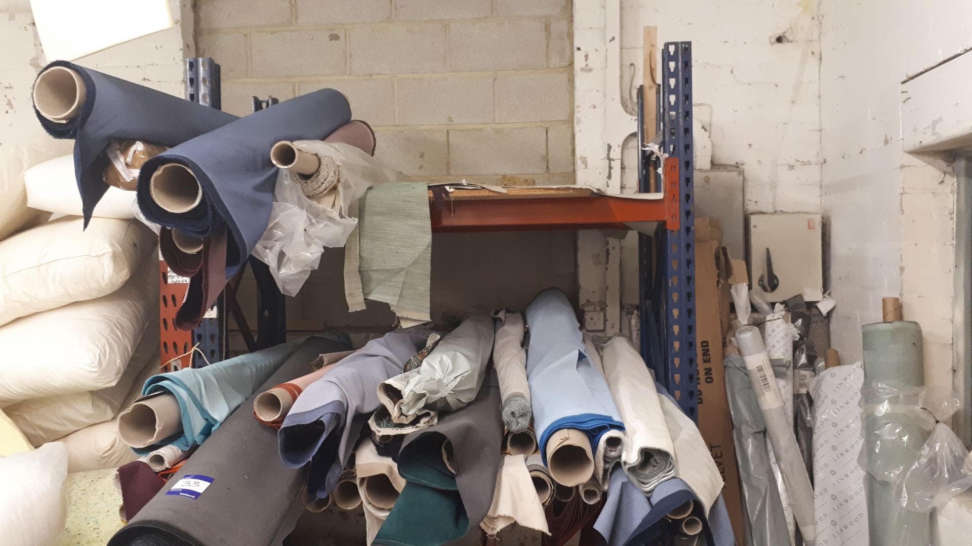 Assortment of various rolls of fabric, including off-cuts, to bay of racking - Image 4 of 4