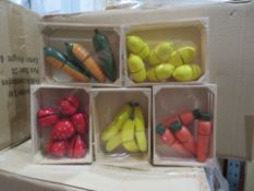 240 x SETS OF BRAND NEW PACKAGED WOODEN FRUIT ACCE