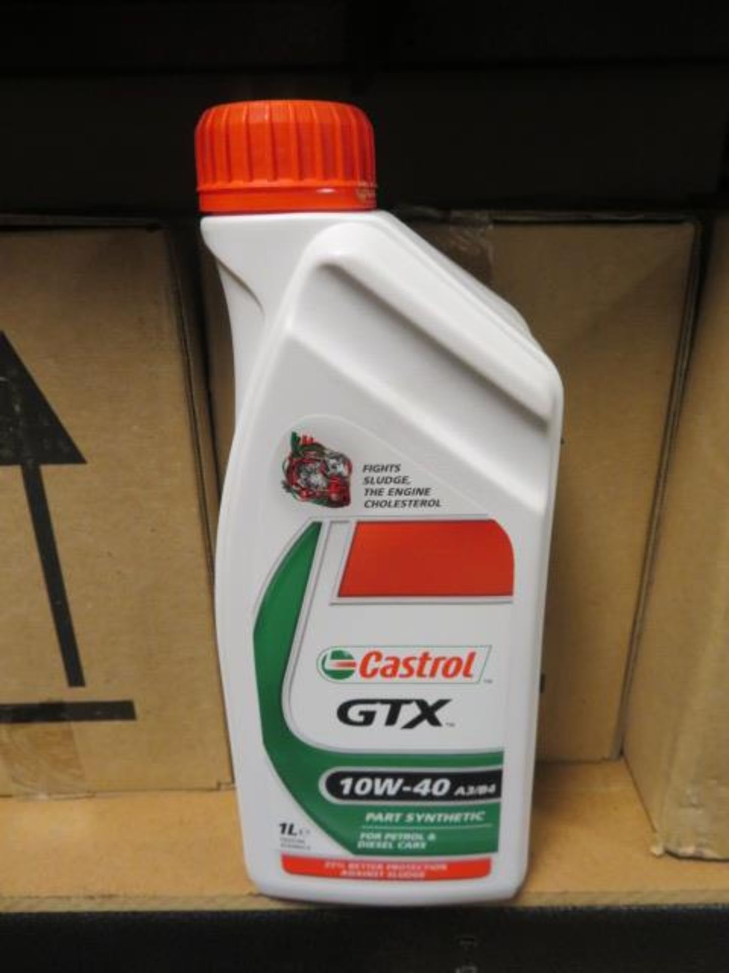 24 x CASTROL GTX 10W-40 PART SYNTHETIC OIL 1L