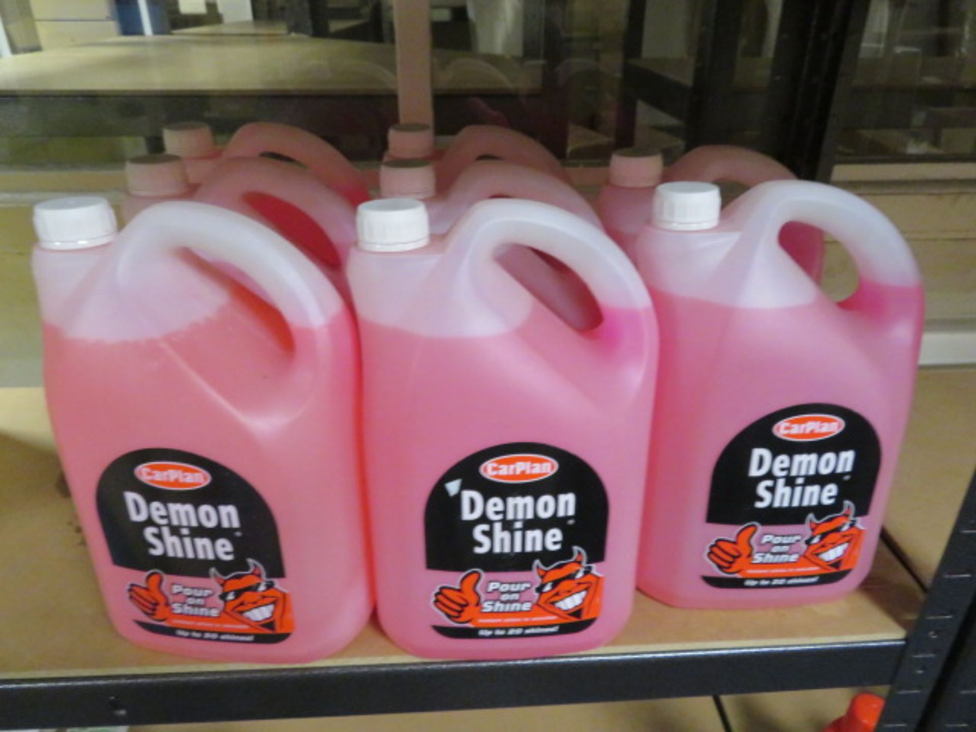 9 x 5L CARPLAN POUR ON DEMON SHINE