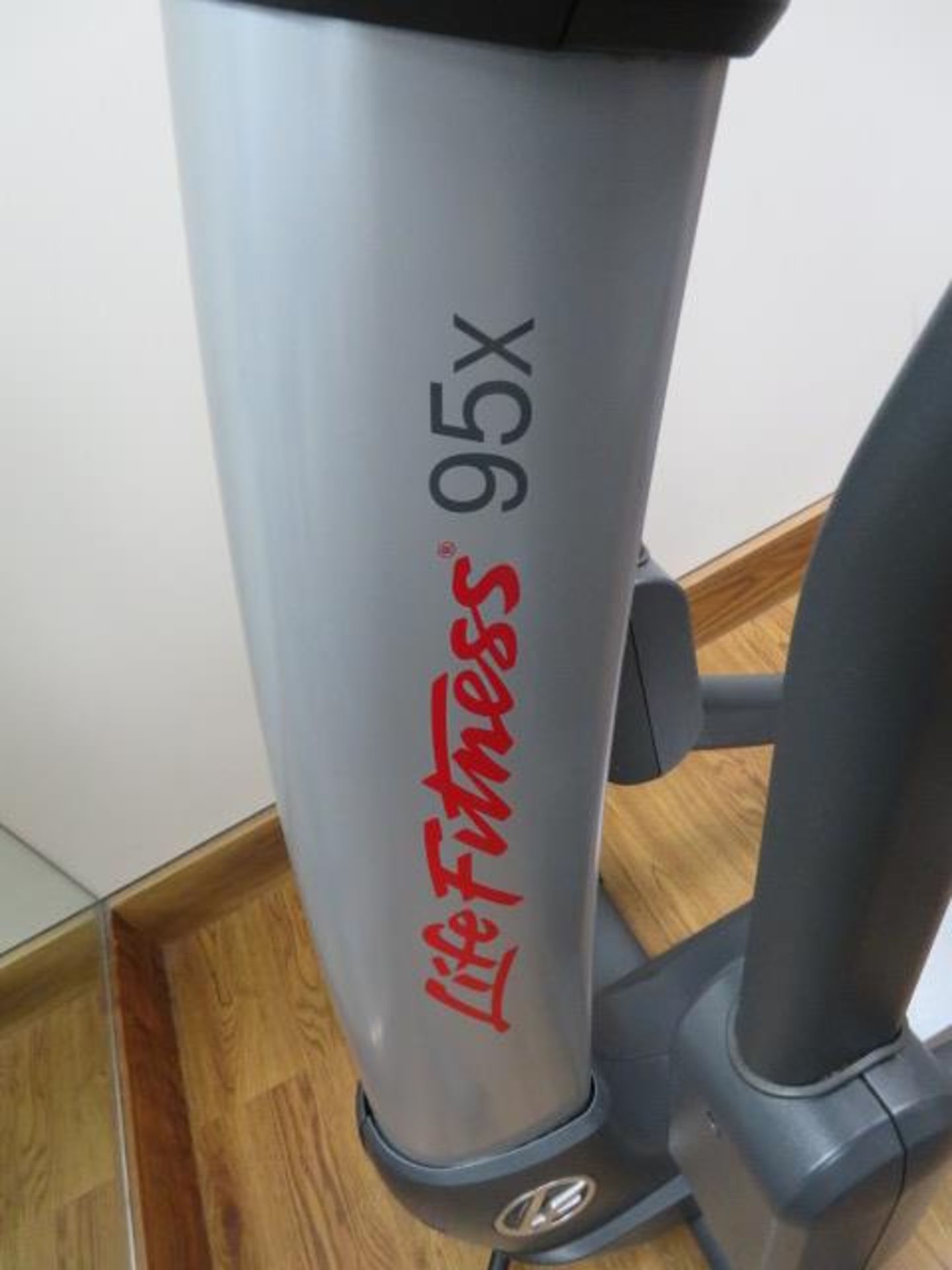 LIFE FITNESS 95x STEPPER MACHINE - Image 4 of 5